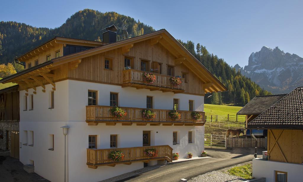 Appartments Jagerhof Braies  Kültér fotó
